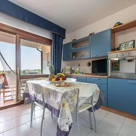 Cosy With Balcony And View Holiday home Stintino